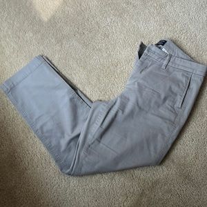 J. Crew Factory High-Rise Girlfriend Chino Pant Size 10 in Stone.